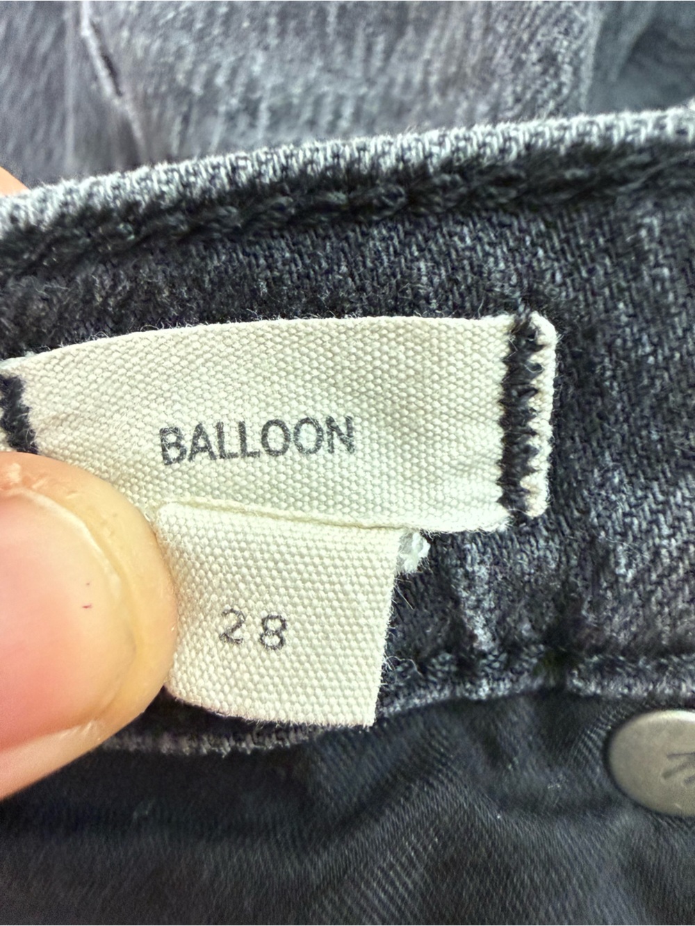 Madewell Black Raw Hem Balloon Jeans Size 28 - Picture 6 of 8